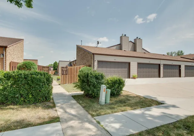 Photo 1 of Sale Pending at 1530 35th Street S #E, Fargo, ND 58103 | MLS# 7113445 | Listing updated on 2026-08-27