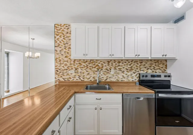 Photo 4 of Condo for sale at 19 S 1st Street #B202, Minneapolis, MN 55401 | MLS# 7113449 | Listing updated on 2026-07-24