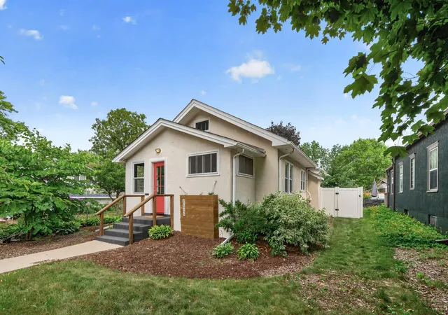 Photo 1 of Sale Pending at 4515 44th Avenue S, Minneapolis, MN 55406 | MLS# 7113473 | Listing updated on 2026-09-06