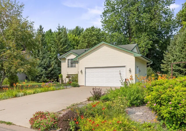 1st image of 805 3rd Ave Nw, Buffalo, MN 55313 | MLS# 7113486