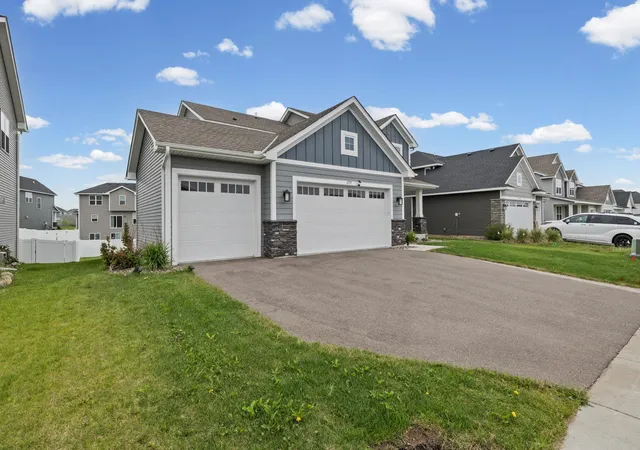 2nd image of 2777 Downing Ave, Shakopee, MN 55379 | MLS# 7113497