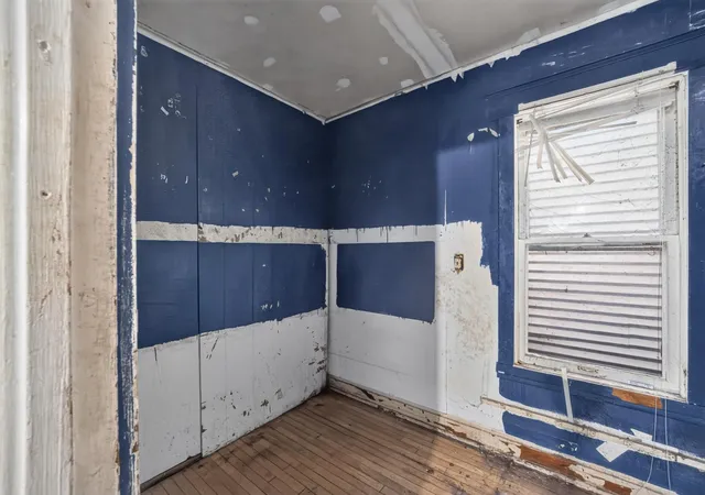 5th image of 2317 W 4th Street, Duluth, MN 55806 | MLS# 7113530