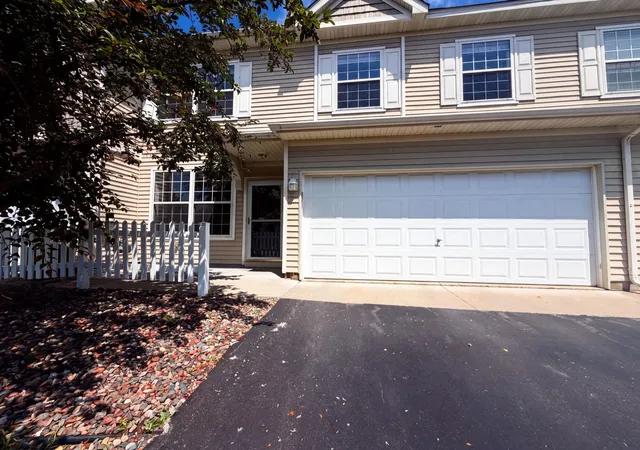 Photo 1 of Single family home for sale at 5221 Robin Ln #179, Farmington, MN 55024 | MLS# 7113532 | Listing updated on 2026-09-04