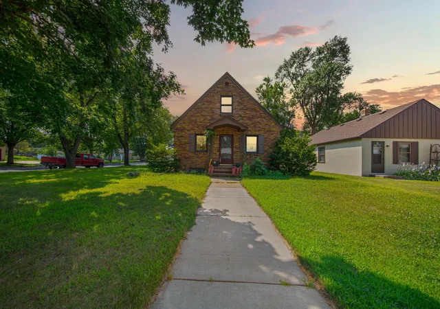Single family home for sale at 116 E Clinton St, Arlington, MN 55307 | MLS# 7113587