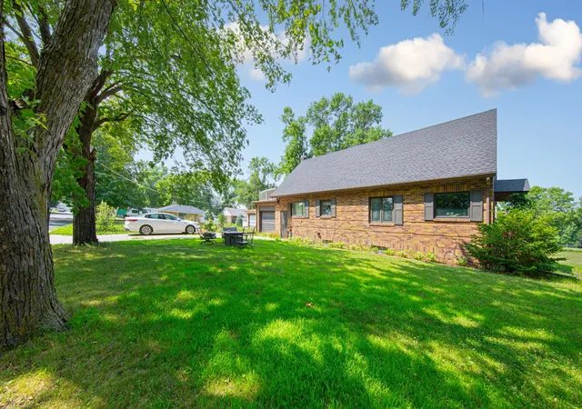 Photo 3 of Single family home for sale at 116 E Clinton St, Arlington, MN 55307 | MLS# 7113587 | Listing updated on 2026-08-13