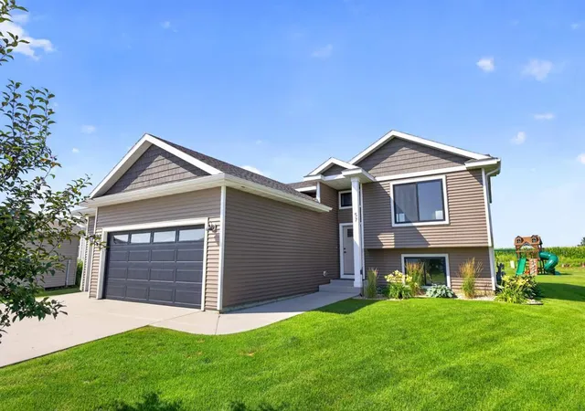 Photo 3 of Sale Pending at 57 4th Avenue SE, Kasson, MN 55944 | MLS# 7113594 | Listing updated on 2026-08-17