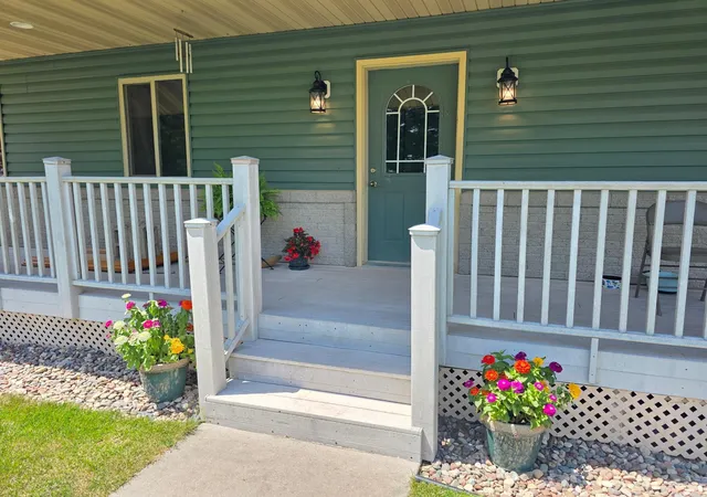 Photo 3 of Sale Pending at 5831 51st Street Ne, Rochester, MN 55906 | MLS# 7113603 | Listing updated on 2026-09-04
