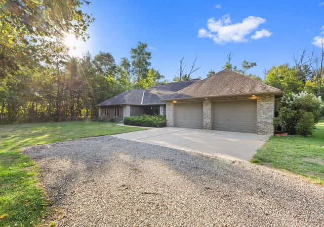 Photo 3 of Single family home for sale at 7995 Trappers Turn, Onamia, MN 56359 | MLS# 7113609 | Listing updated on 2026-09-05