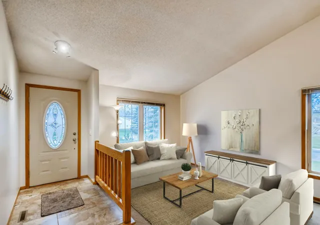 Photo 4 of Single family home for sale at 6512 Gray Fox Curv, Chanhassen, MN 55317 | MLS# 7113612 | Listing updated on 2026-10-06