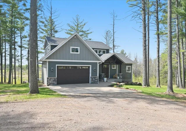 Photo 3 of Single family home for sale at 1774 Highway 2, Two Harbors, MN 55616 | MLS# 7113644 | Listing updated on 2026-08-24