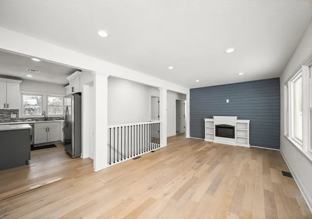Photo 3 of Single family home for sale at 1756 Saunders Ave, Saint Paul, MN 55116 | MLS# 7113671 | Listing updated on 2026-09-04
