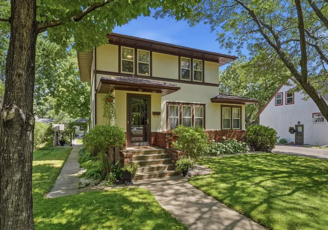 1st image of 1115 Douglas St, Alexandria, MN 56308 | MLS# 7113686