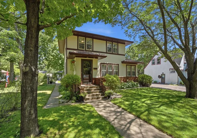 55th image of 1115 Douglas St, Alexandria, MN 56308 | MLS# 7113686