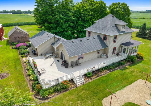 Photo 3 of Single family home for sale at 6321 County 11 Blvd, Kenyon, MN 55946 | MLS# 7113691 | Listing updated on 2026-09-20