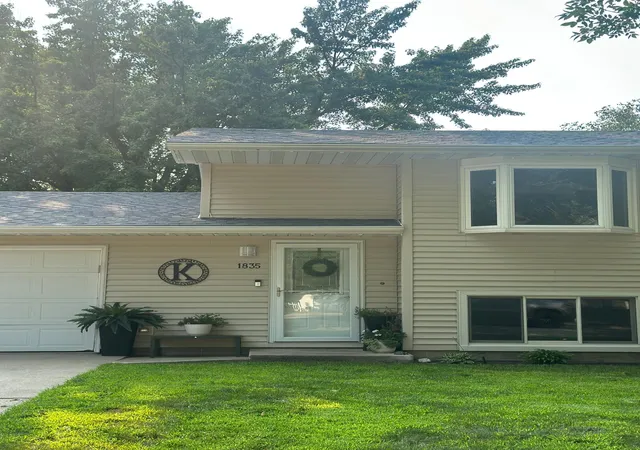 2nd image of 1835 Bayview Dr, Albert Lea, MN 56007 | MLS# 7113704