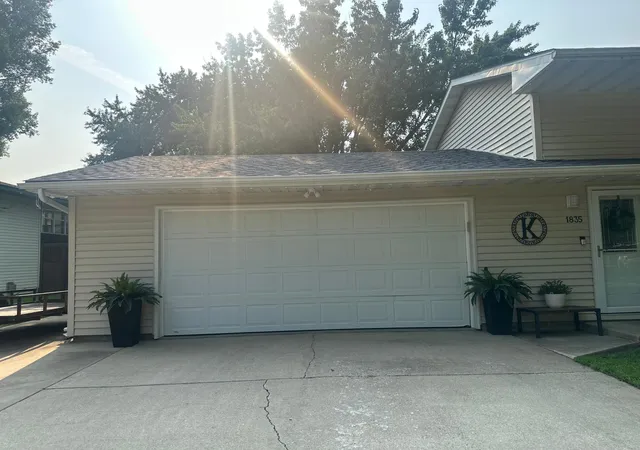 Photo 4 of Sale Pending at 1835 Bayview Dr, Albert Lea, MN 56007 | MLS# 7113704 | Listing updated on 2026-08-31