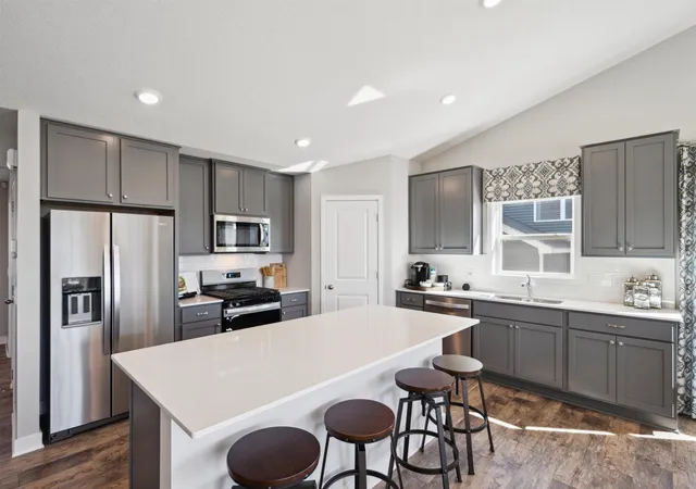 1st image of 1644 Shasta Dr, Shakopee, MN 55379 | MLS# 7113707