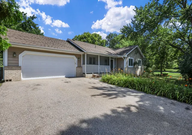 Photo 1 of Single family home for sale at 5200 W 135th Street, Savage, MN 55378 | MLS# 7113709 | Listing updated on 2026-09-21