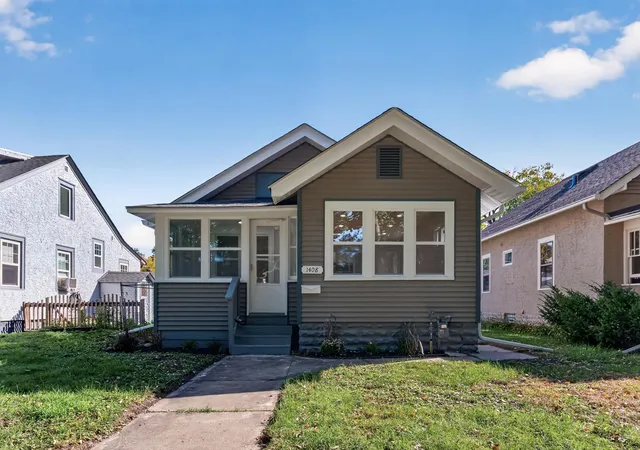 Photo 1 of Single family home for sale at 1408 Arona St, Saint Paul, MN 55108 | MLS# 7113734 | Listing updated on 2026-10-20
