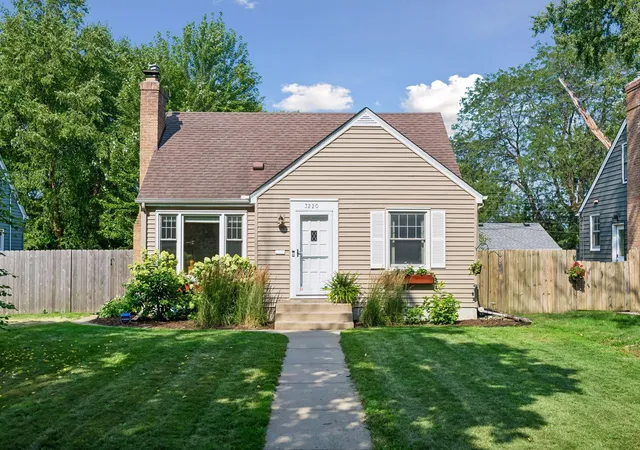 1st image of 3220 Kentucky Ave S, Minneapolis, MN 55426 | MLS# 7113755