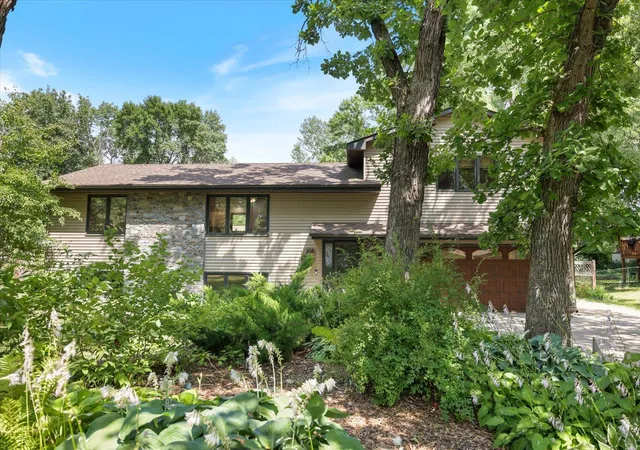 3rd image of 308 Douglas Dr, Buffalo, MN 55313 | MLS# 7113757