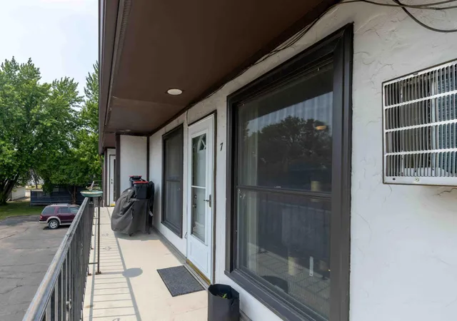 Photo 3 of Condo for sale at 2629 Arrowhead Rd S #B7, Fargo, ND 58103 | MLS# 7113766 | Listing updated on 2026-08-31