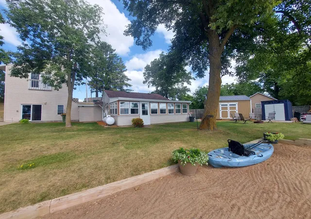 Photo 4 of Sale Pending at 21572 County Rd 8, Cold Spring, MN 56320 | MLS# 7113767 | Listing updated on 2026-09-30