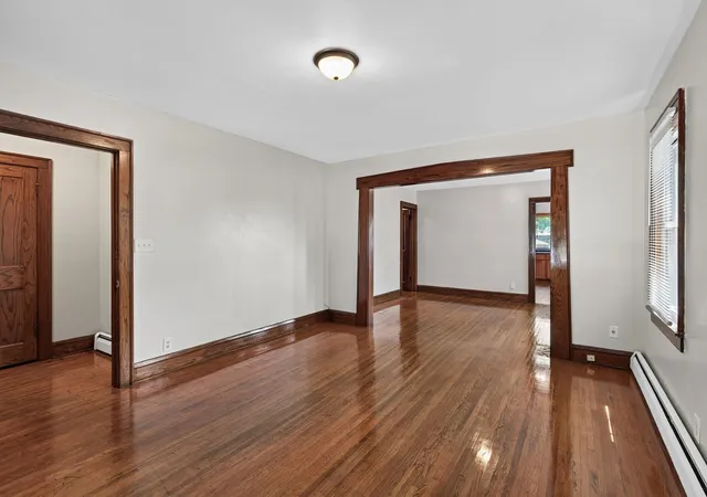 3rd image of 2122 N 6Th St, Minneapolis, MN 55411 | MLS# 7113782