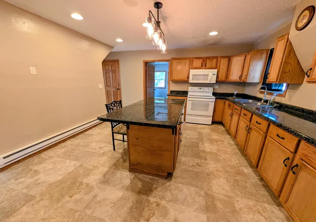 3rd image of 103 3Rd St Sw, Melrose, MN 56352 | MLS# 7113793