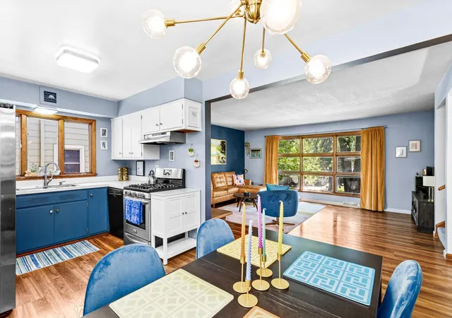 2nd image of 4119 Pitt St, Duluth, MN 55804 | MLS# 7113818