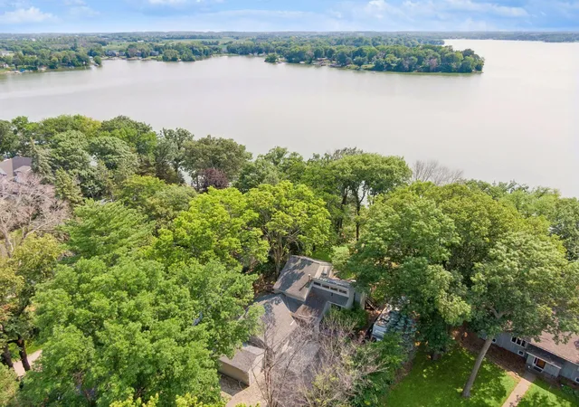 1st image of 24150 E Cedar Lake Dr, New Prague, MN 56071 | MLS# 7113830