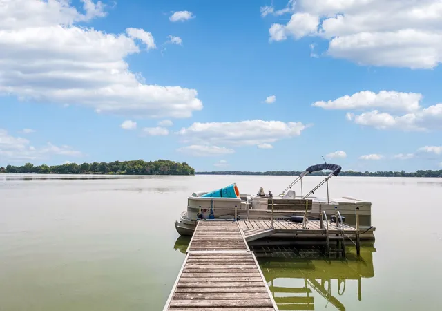 3rd image of 24150 E Cedar Lake Dr, New Prague, MN 56071 | MLS# 7113830