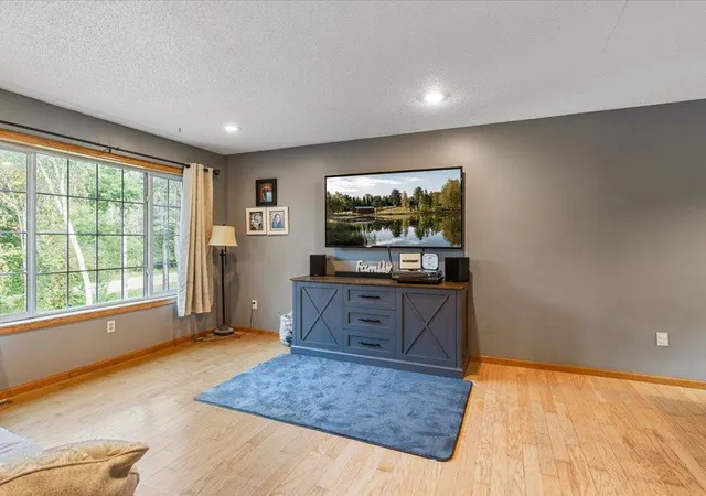 Photo 2 of Single family home for sale at 31016 Rainier Dr, Pequot Lakes, MN 56472 | MLS# 7113844 | Listing updated on 2026-09-22
