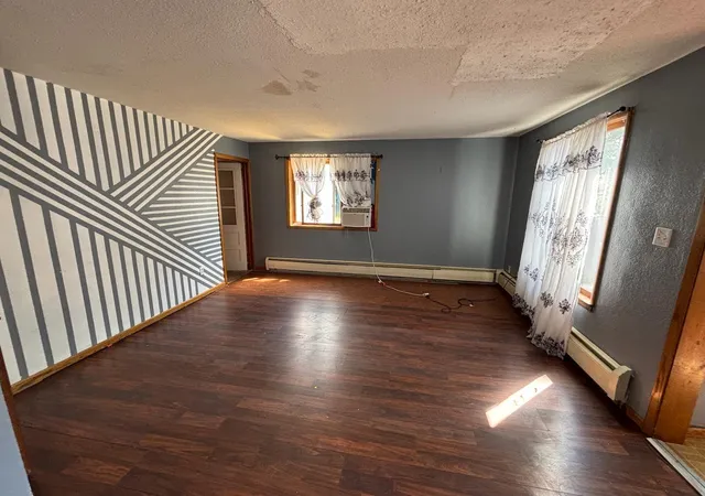 Photo 3 of Single family home for sale at 1010 Trott Ave SW, Willmar, MN 56201 | MLS# 7113848 | Listing updated on 2026-08-07