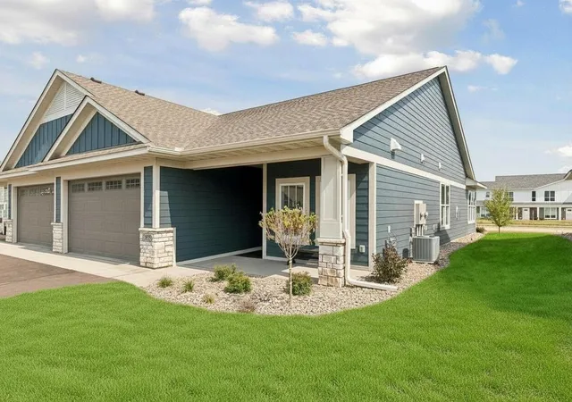 2nd image of 1479 Kenai Pl, River Falls, WI 54022 | MLS# 7113874