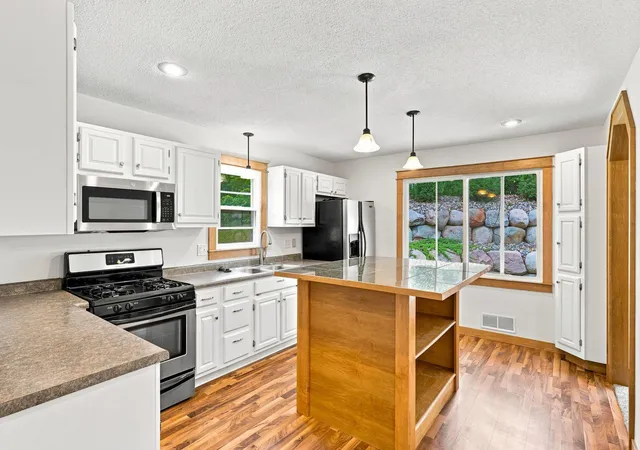 Photo 3 of Single family home for sale at 13412 Arden Cir, Burnsville, MN 55337 | MLS# 7113878 | Listing updated on 2026-10-10