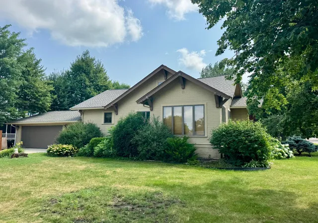 Single family home for sale at 1008 W Ash Ave, Olivia, MN 56277 | MLS# 7113895