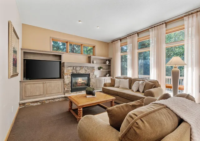 Photo 3 of Single family home for sale at 8975 Hunters Way, Saint Paul, MN 55124 | MLS# 7113905 | Listing updated on 2026-08-21