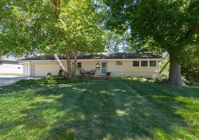 Photo 1 of Single family home for sale at 5137 Forest Rd, Minnetonka, MN 55345 | MLS# 7113906 | Listing updated on 2026-09-04