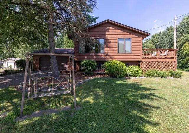 5th image of 6347 Ware Rd, Circle Pines, MN 55014 | MLS# 7113908