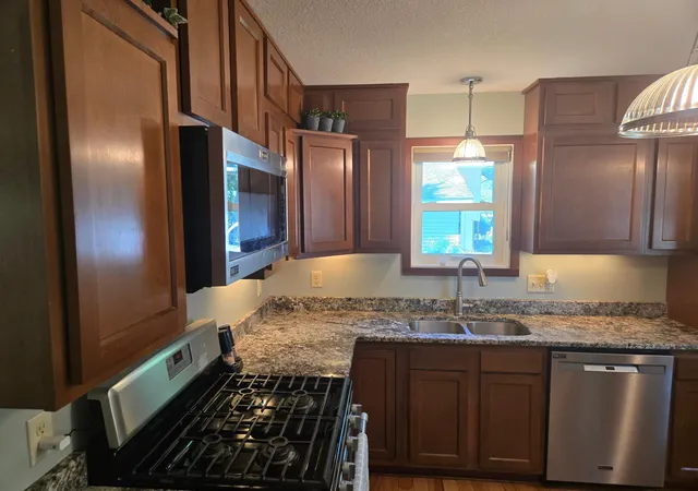 Photo 2 of Single family home for sale at 7484 Jeffery Ln S, Cottage Grove, MN 55016 | MLS# 7113912 | Listing updated on 2026-10-02