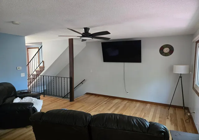 Photo 3 of Single family home for sale at 7484 Jeffery Ln S, Cottage Grove, MN 55016 | MLS# 7113912 | Listing updated on 2026-10-02