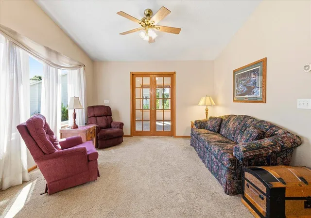 Photo 4 of Single family home for sale at 331 Sunfish Ln, Winsted, MN 55395 | MLS# 7113920 | Listing updated on 2026-10-19
