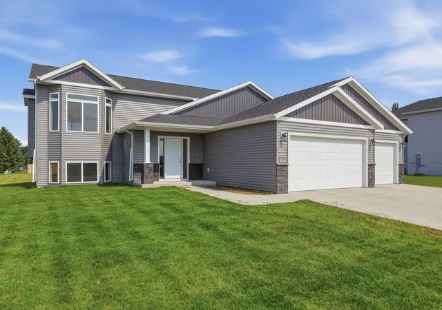 Photo 1 of Single family home for sale at 1202 Southview Dr Sw, Glyndon, MN 56547 | MLS# 7113928 | Listing updated on 2026-09-24