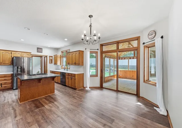 2nd image of 1920 Linda Ln, Saint Cloud, MN 56301 | MLS# 7113932