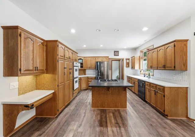 4th image of 1920 Linda Ln, Saint Cloud, MN 56301 | MLS# 7113932