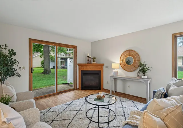 Photo 3 of Single family home for sale at 422 95th Lane NE, Minneapolis, MN 55434 | MLS# 7113944 | Listing updated on 2026-09-06