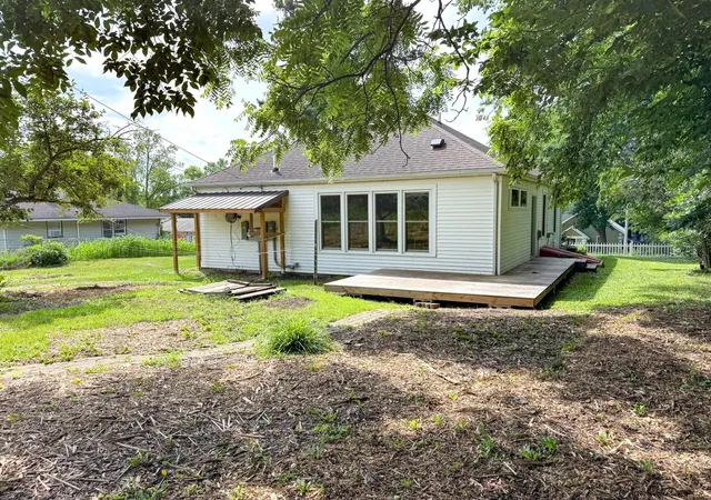 1st image of 522 W Spruce St, Fergus Falls, MN 56537 | MLS# 7113960