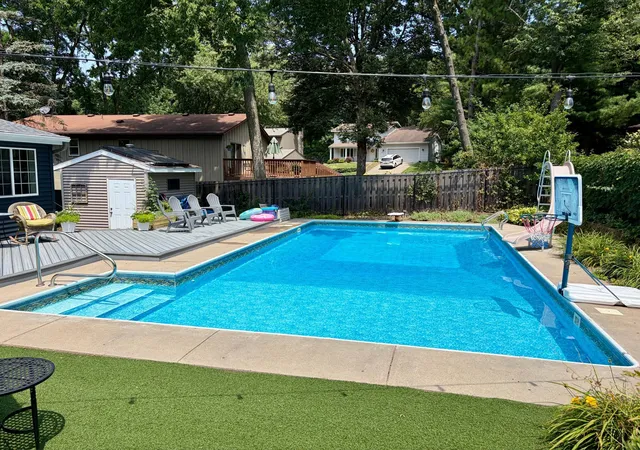 2nd image of 1212 Balsam Trl E, Saint Paul, MN 55123 | MLS# 7113975