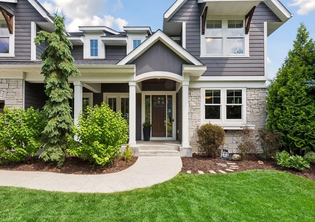Photo 3 of Single family home for sale at 5290 Shenandoah Ln N, Minneapolis, MN 55446 | MLS# 7113998 | Listing updated on 2026-09-01